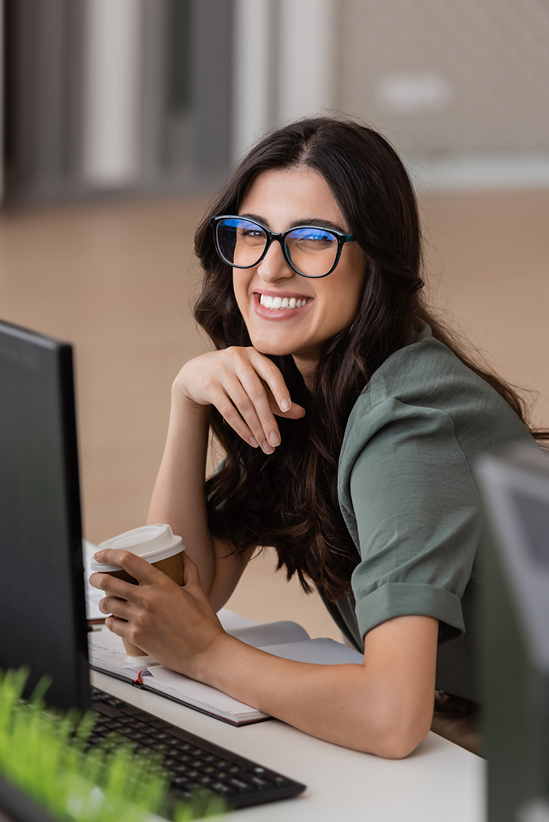 Man taking a selfie on a snowy mountain.